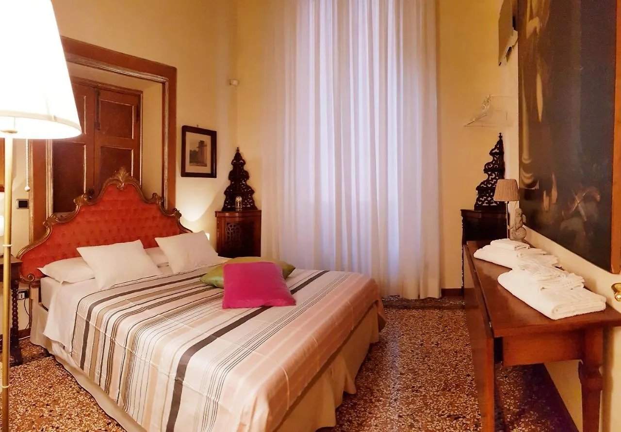 Gran Suite Piazza Maggiore - T&T Communications Bologna