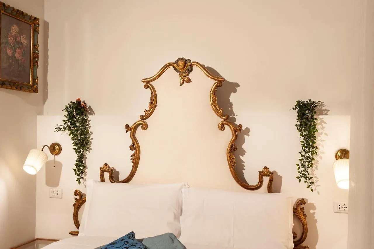 Bed & Breakfast Gran Suite Piazza Maggiore - T&T Communications Bologna